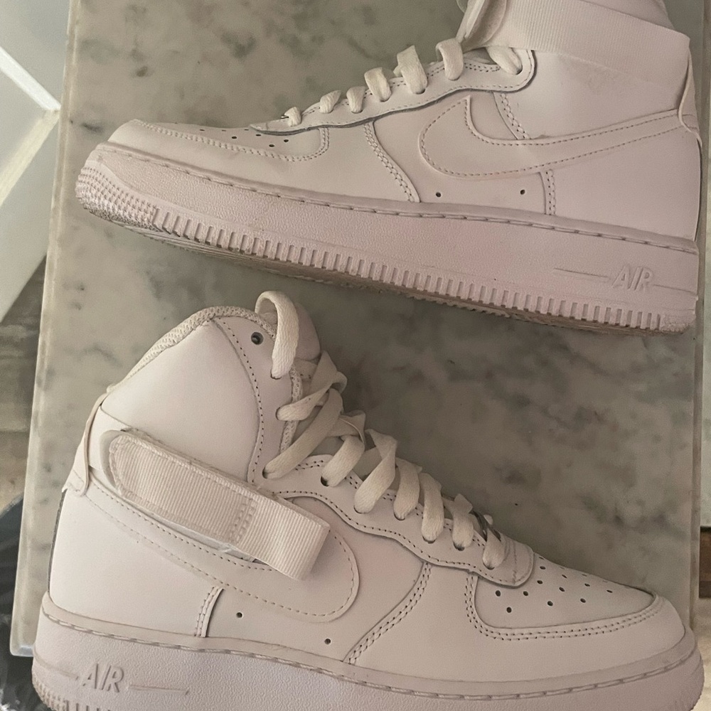 Nike Air Force 1 High Tops - Picture 4 of 11